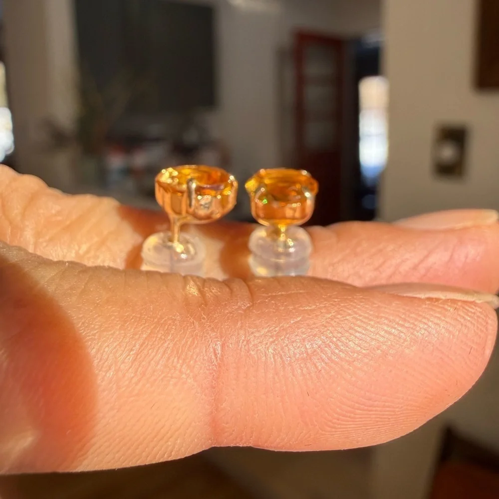Citrine Round Stud Earrings in K18 Yellow Gold
